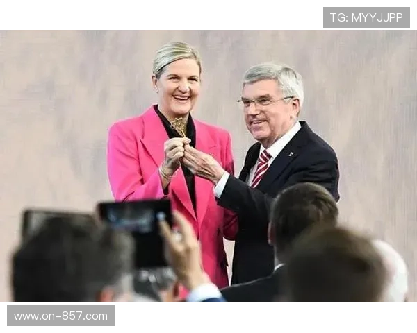 国际奥委会迎来首任女性主席，考文垂当选